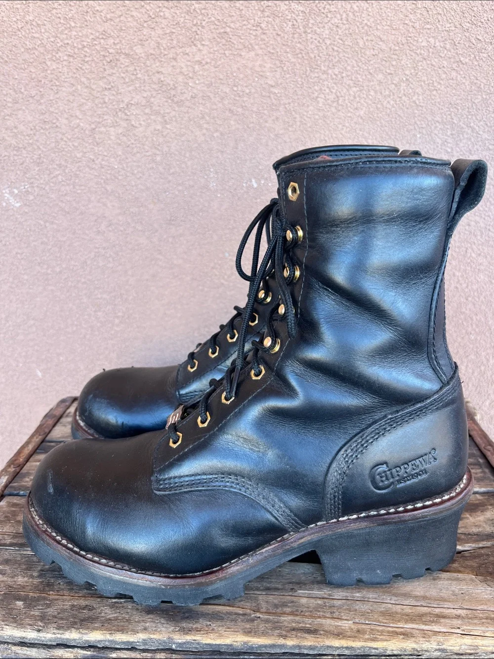 Chippewa 8- inch logger steel toe work boot